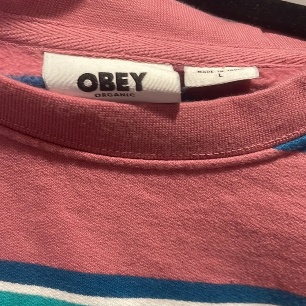 Obey - Picture 2 of 5
